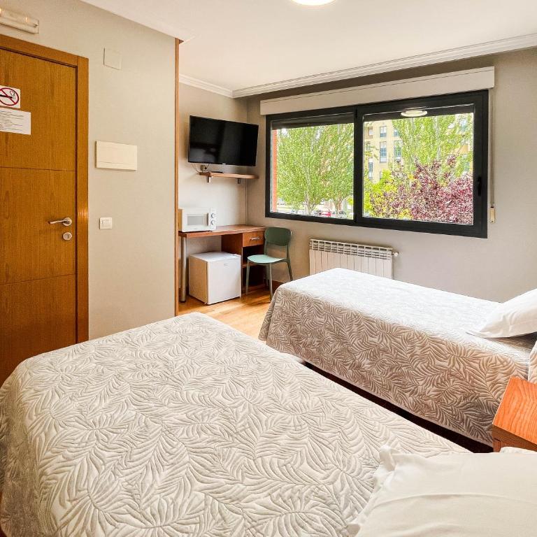 Hostal Santiago 2 - Habitación Doble - 2 camas - 4