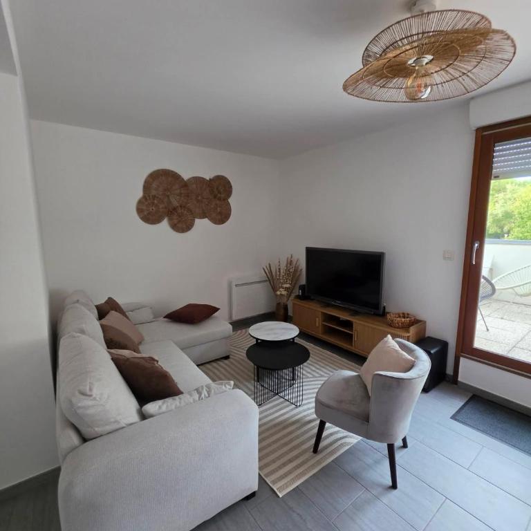 Grand appartement 3 chambres avec terrasse - Apartment mit 3 Schlafzimmern - 2