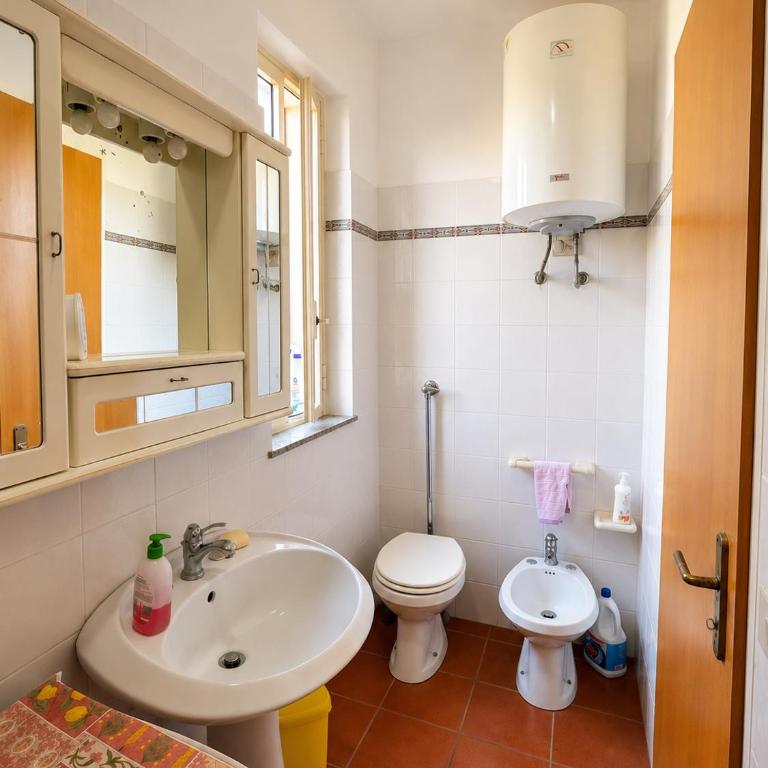 Villa dell'Oleandro - Three-Bedroom Apartment - 8