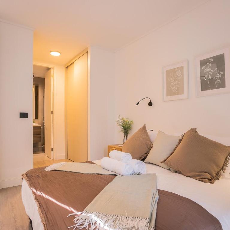 Charming 1BR Retreat Close To Parque Arauco Mall - Apartamento - 13