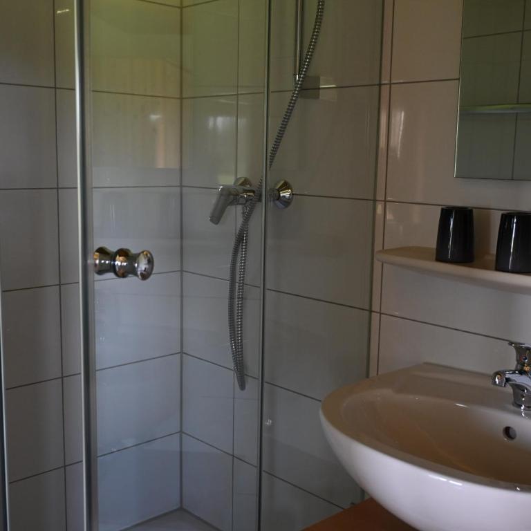 Ferienwohnung Biesen - Standard Doppelzimmer - 6