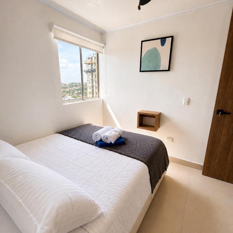 Coastal Blush, Sea View, Terrace & Pool - Three-Bedroom Apartment with Sea View - 39