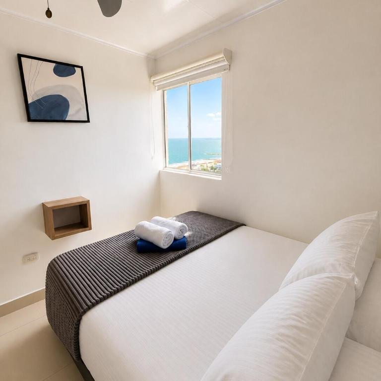 Coastal Blush, Sea View, Terrace & Pool - Three-Bedroom Apartment with Sea View - 40