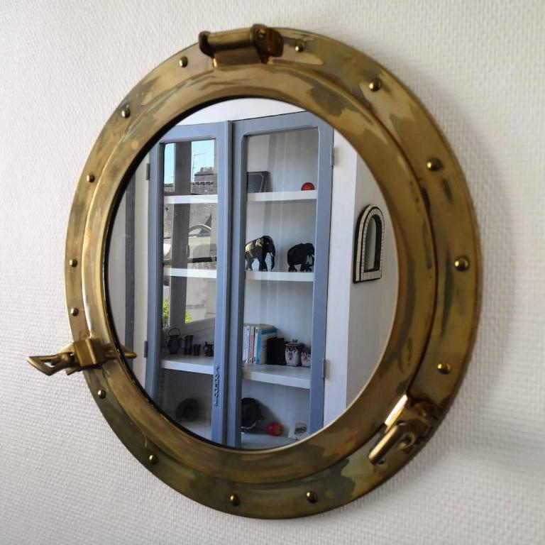 Emplacement idéal - Grand appartement authentique - Klassisches Apartment mit 1 Schlafzimmer und Kingsize-Bett - 38