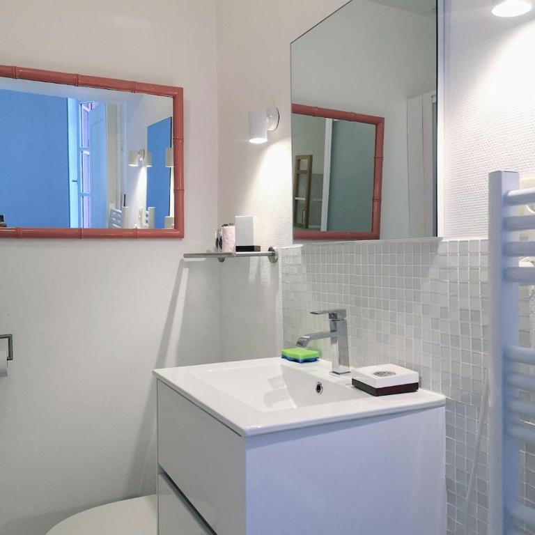 Emplacement idéal - Grand appartement authentique - Klassisches Apartment mit 1 Schlafzimmer und Kingsize-Bett - 43