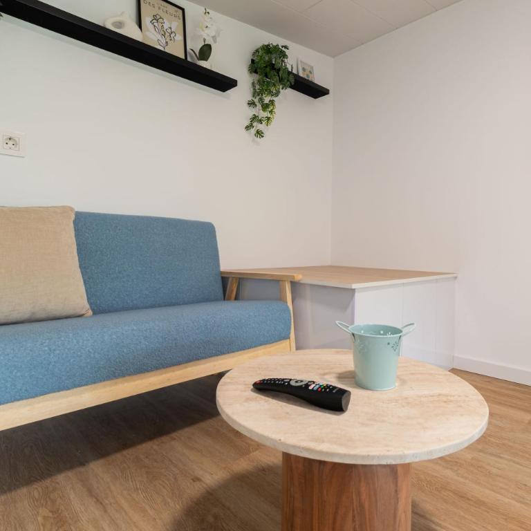 Suite Deluxe By Castrelos - Two-Bedroom Apartment - 11