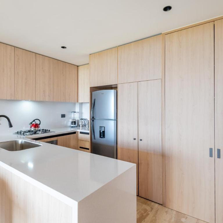 Corasol, Relaxed Stay with Terrace & Full Amenities - One-Bedroom Premier Apartment - 12
