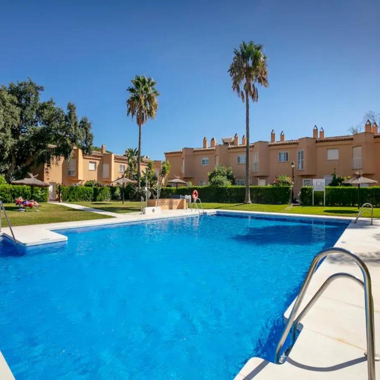 New apartment 300 mts from Marbella beach - Pass the Keys - Apartamento - 1