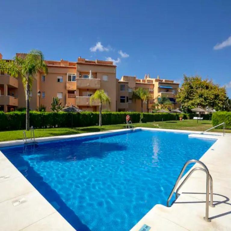 New apartment 300 mts from Marbella beach - Pass the Keys - Apartamento - 6