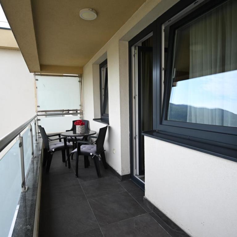 Qamar-Panamera Residence Ilidža - Apartman sa 2 Spavaće Sobe - 18