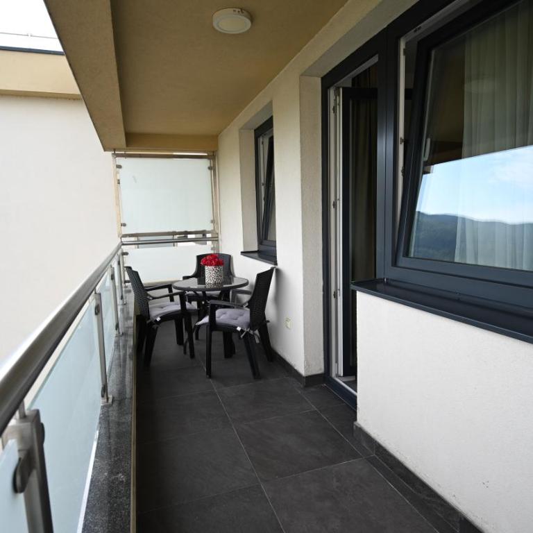Qamar-Panamera Residence Ilidža - Apartman sa 2 Spavaće Sobe - 19