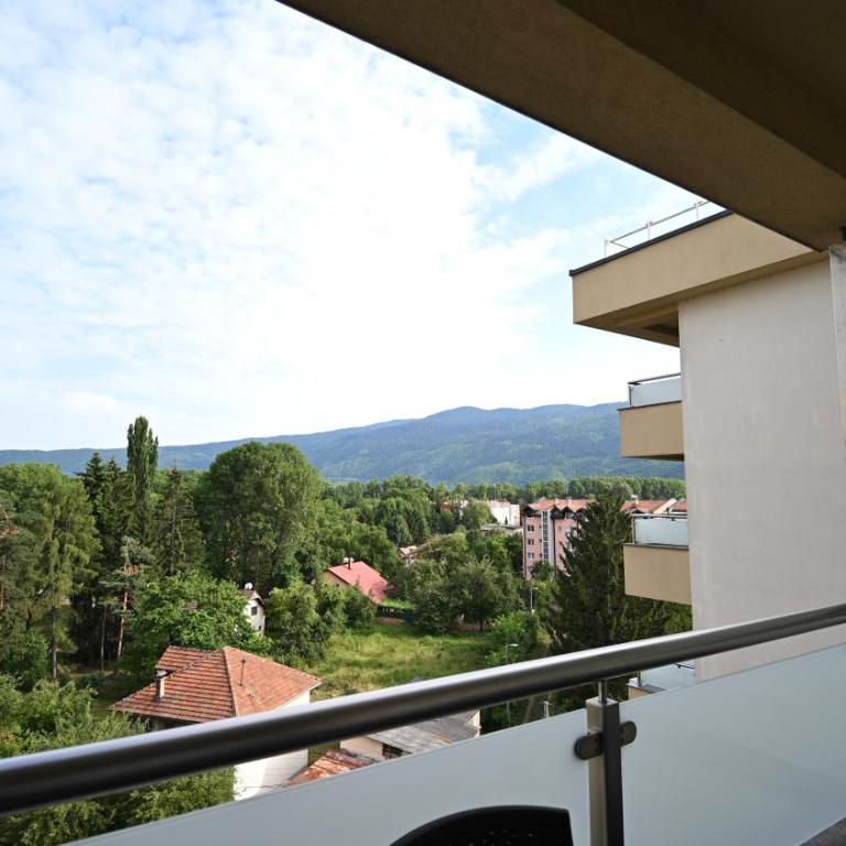 Qamar-Panamera Residence Ilidža - Apartman sa 2 Spavaće Sobe - 1