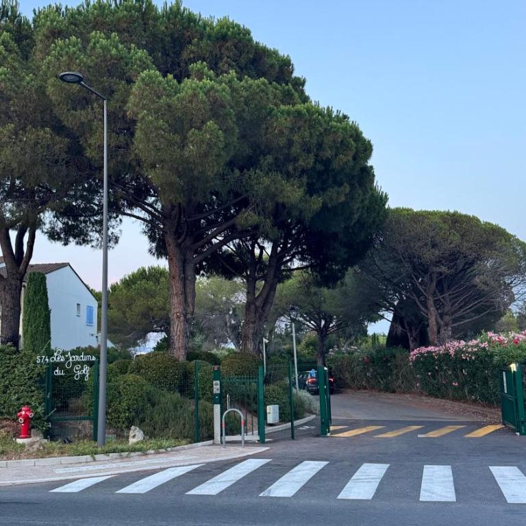 Azur Pied-à-Terre Cannes Mandelieu - Appartement 1 Chambre avec Jardin - 14