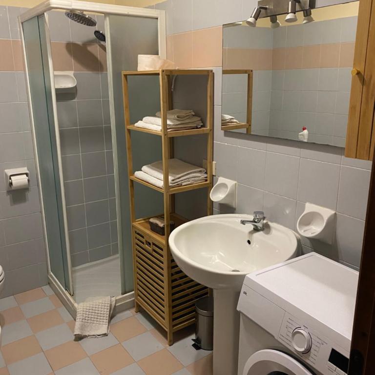Apdeigallucci - Appartamento con 2 Camere da Letto - 2
