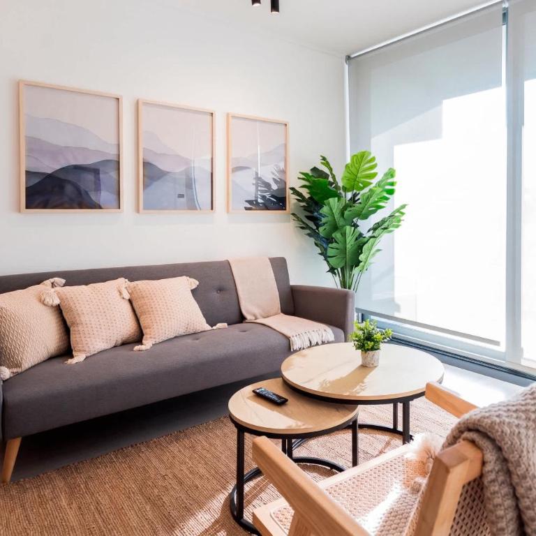 Spacious Retreat 1BE 1BA Prime Location - Apartment - 1