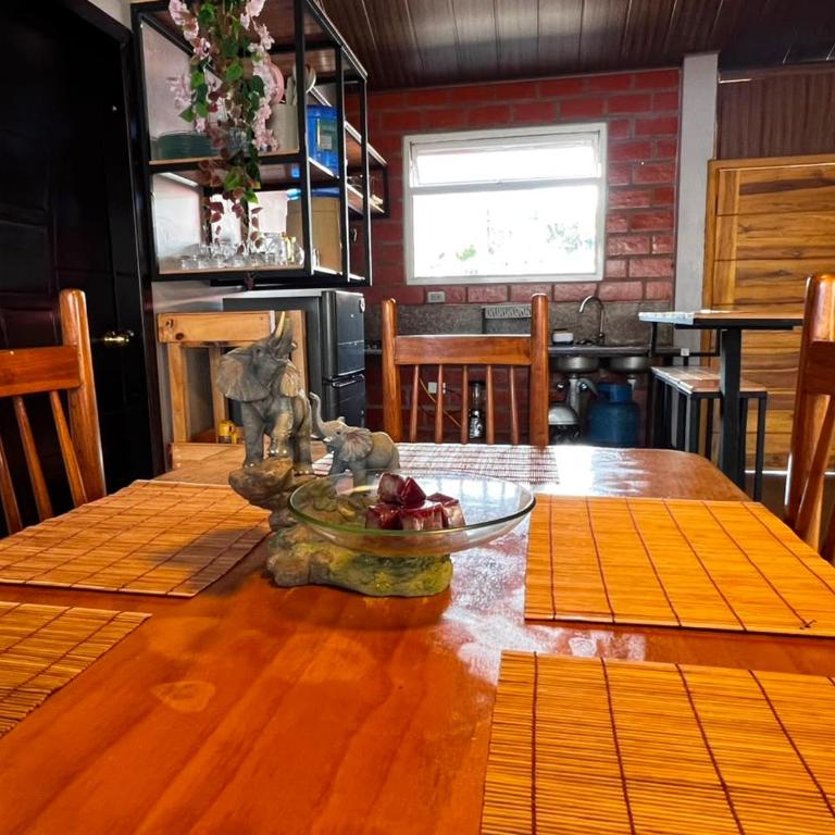 Anagrama house - Three-Bedroom Apartment - 37