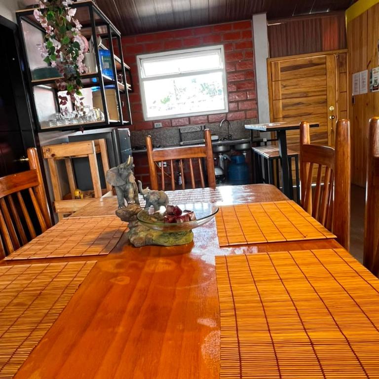 Anagrama house - Three-Bedroom Apartment - 35