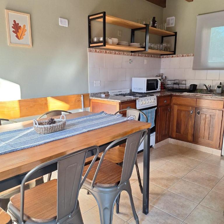 Cabaña Amancay I Amplia, Cómoda y Céntrica - Ayres Del Bosque Alojamientos - Chalet de 2 dormitorios - 10