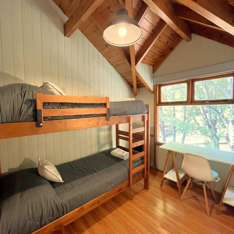 Cabaña Amancay I Amplia, Cómoda y Céntrica - Ayres Del Bosque Alojamientos - Chalet de 2 dormitorios - 4