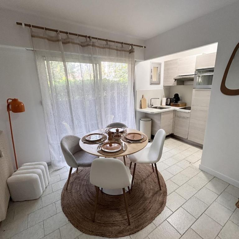 charmant studio à Saint-Laurent-du-Var - One-Bedroom Apartment - 5