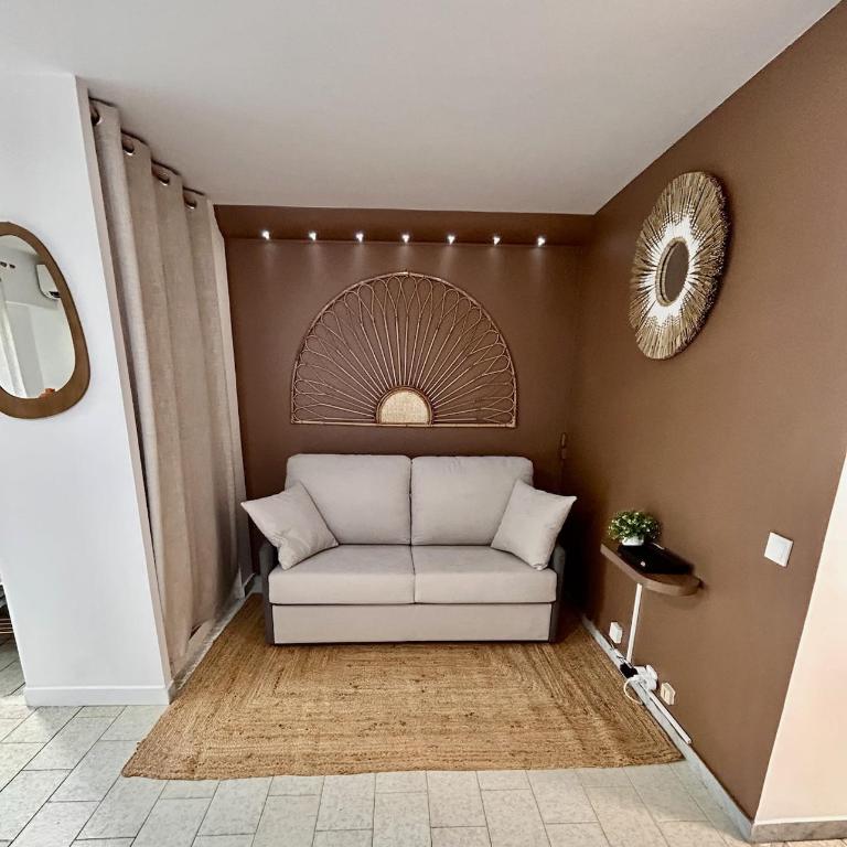 charmant studio à Saint-Laurent-du-Var - One-Bedroom Apartment - 19