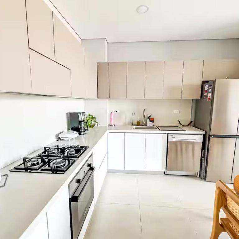 Apto de Lujo 2 Hab con Balcón y Vista al Mar - Apartamento de 2 dormitorios - 4