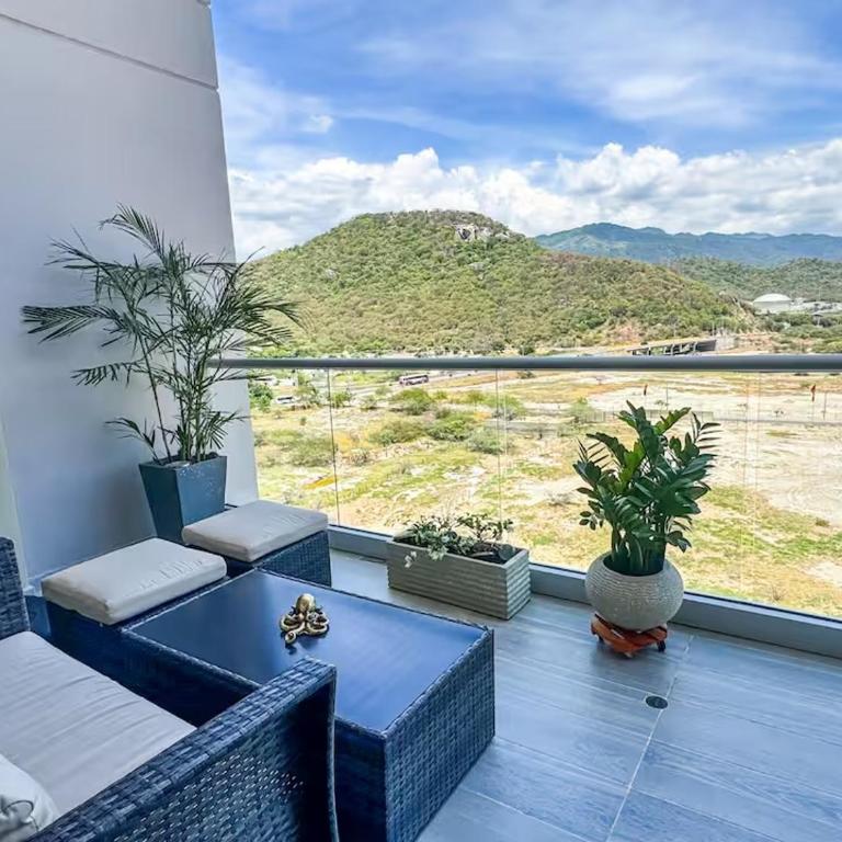 Apto de Lujo 2 Hab con Balcón y Vista al Mar - Apartamento de 2 dormitorios - 12