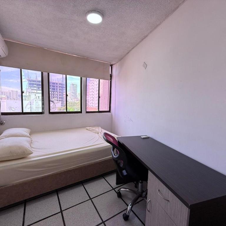 Azurea Apartamento Vista al Mar en Rodadero Centro - One-Bedroom Apartment - 13