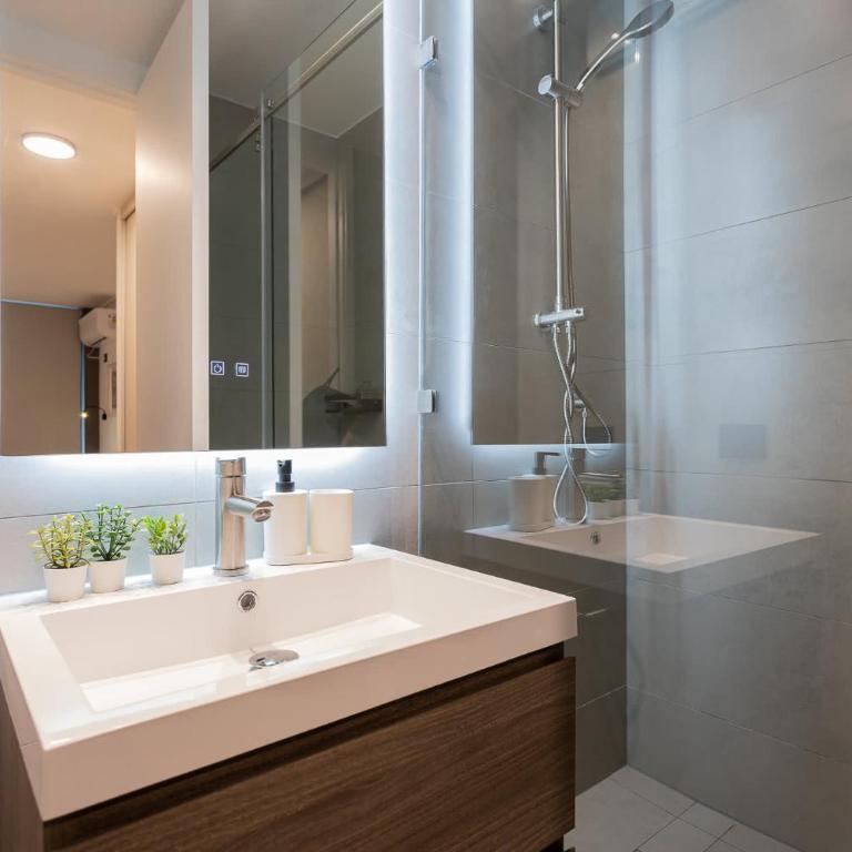 Chic 1BR Flat Presidente Riesco Premier Living - Apartment - 20
