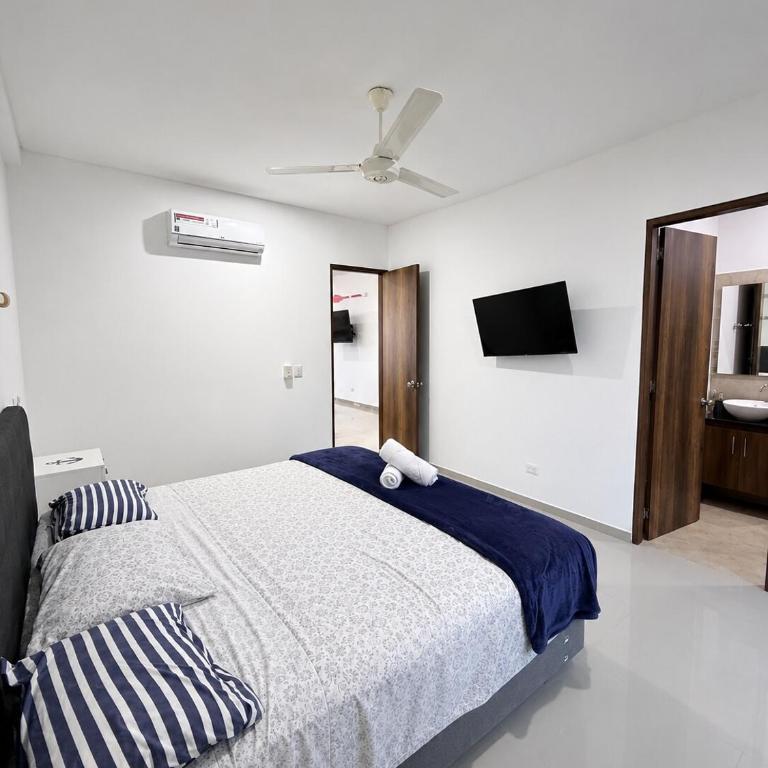 Luxury house with private pool for 12 people - Vacation Home - 3
