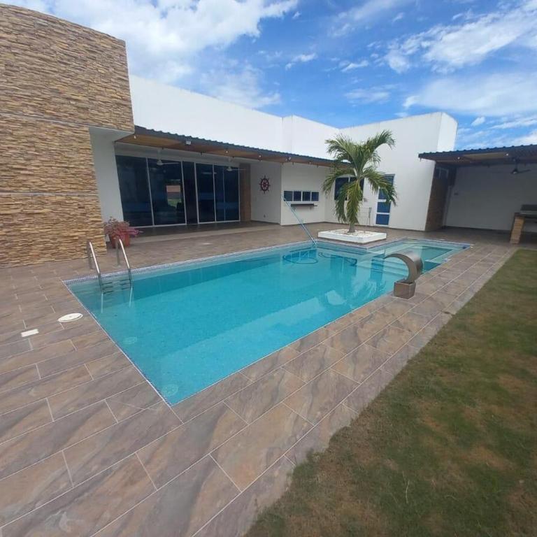 Luxury house with private pool for 12 people - Vacation Home - 4