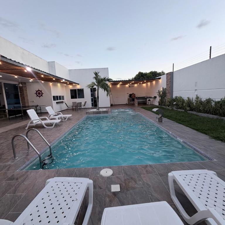 Luxury house with private pool for 12 people - Vacation Home - 5