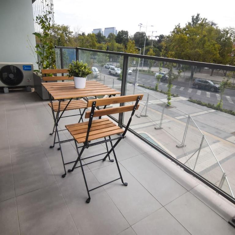Modern 2BR Apartment in Prime Las Condes with Pool - Apartment - 4