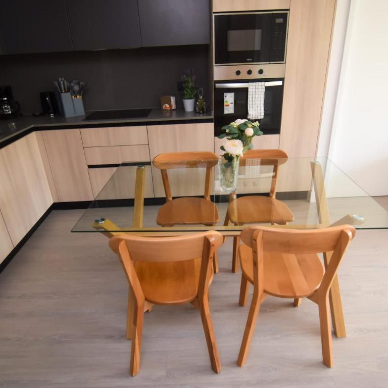 Modern 2BR Apartment in Prime Las Condes with Pool - Apartment - 10