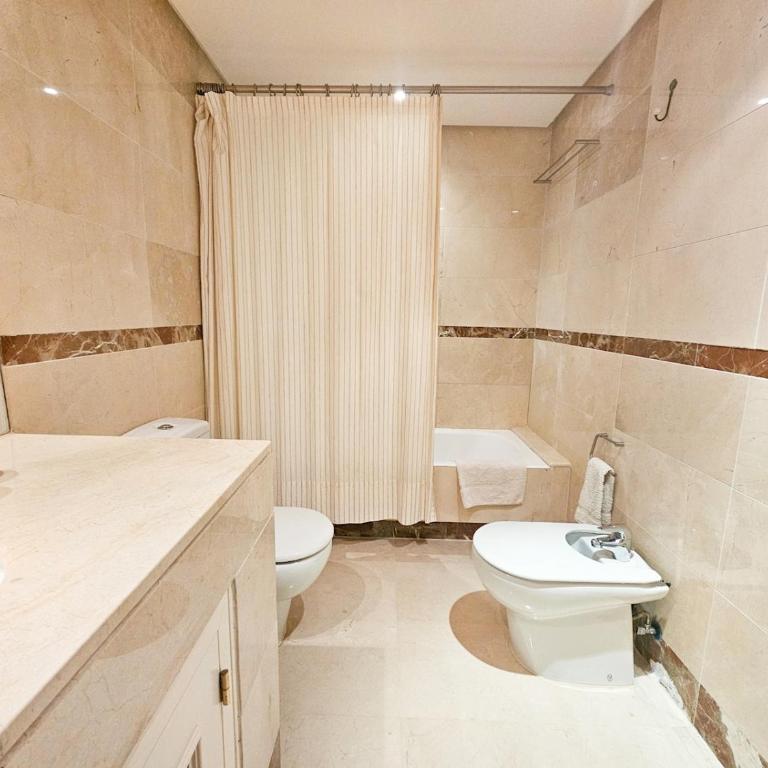 Beachfront Apartment in San Pedro - Pass the Keys - Apartamento - 17