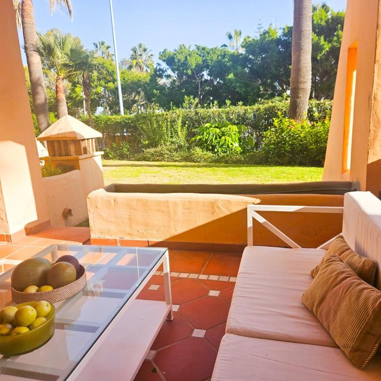 Beachfront Apartment in San Pedro - Pass the Keys - Apartamento - 23