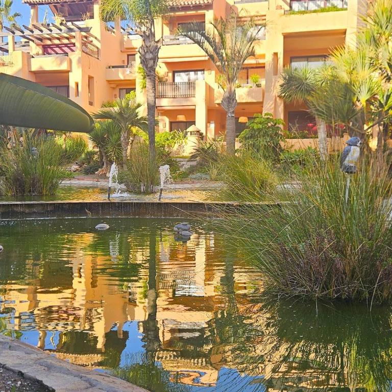 Beachfront Apartment in San Pedro - Pass the Keys - Apartamento - 26