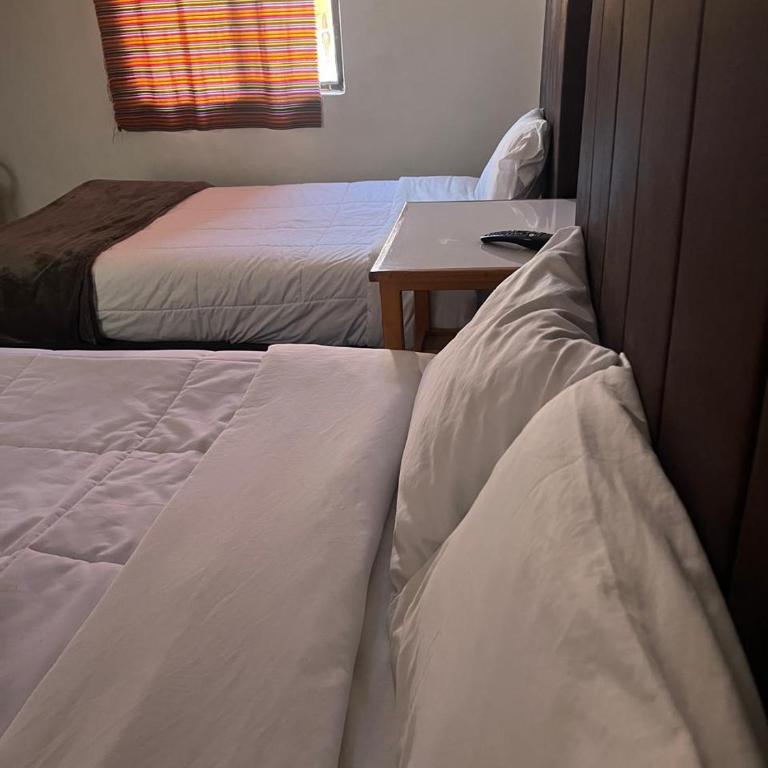 ENEDE HOSTEL - Twin Room with Private Bathroom - 2