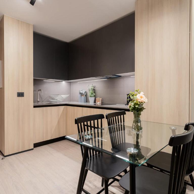 Luxury 1BR Apartment Steps to Parque Arauco Mall - Apartment - 7