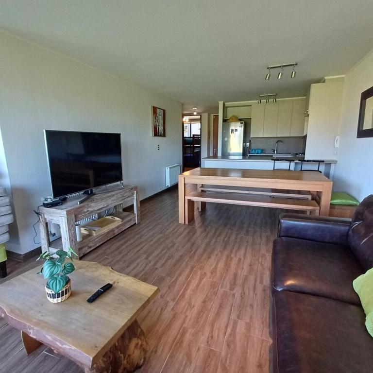 Family apartment just a short walk from Lake Villarrica - Three-Bedroom Apartment - 36