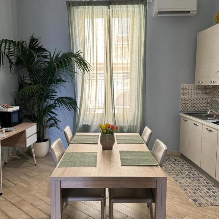 La casa in centro - Appartamento con 2 Camere da Letto e Vista Mare - 1