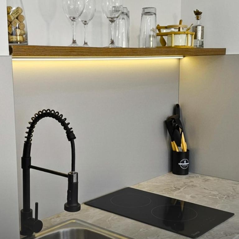 SM Suites - Suite Deluxe con bañera de hidromasaje - 4