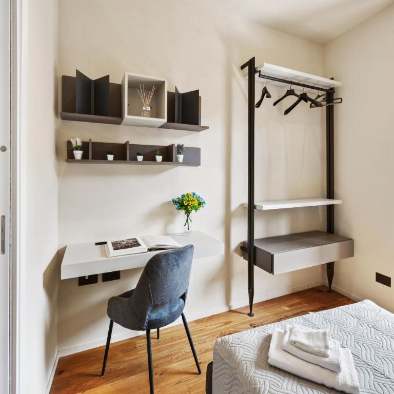 Modern Central Penthouse with Private Panoramic Terrace - Appartamento con 3 Camere da Letto e con Vista - 35