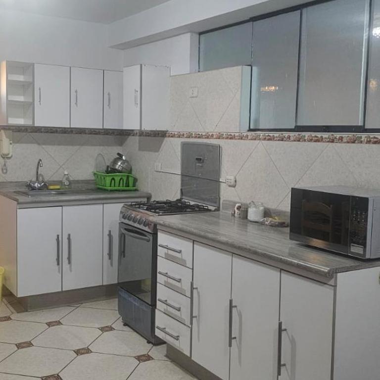 Cusco Apartments - Family Room - 13