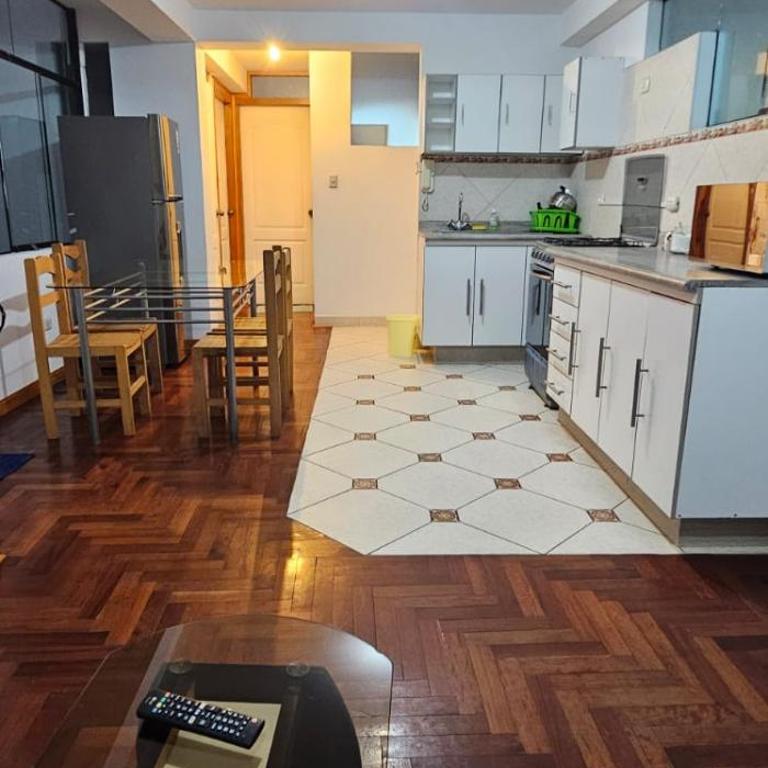 Cusco Apartments - Family Room - 11
