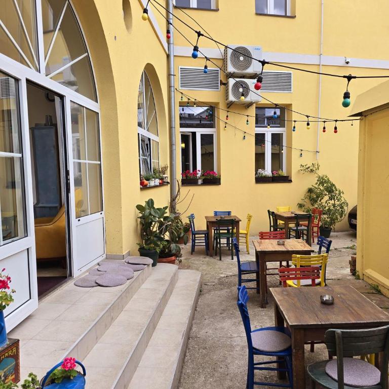 ATIK in the heart of Novi Sad - One-Bedroom Apartment - 3