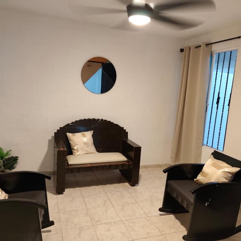 Casa Amplia San Pedro Norte Cerca Fco Montejo - Two-Bedroom Townhouse - 2
