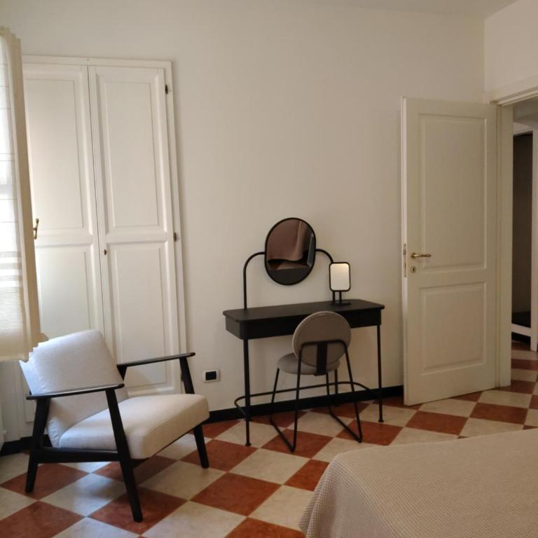 CARUGIO 167 parcheggio privato CENTRO STORICO A CHIAVARI - Appartement Standard 2 Chambres - 9