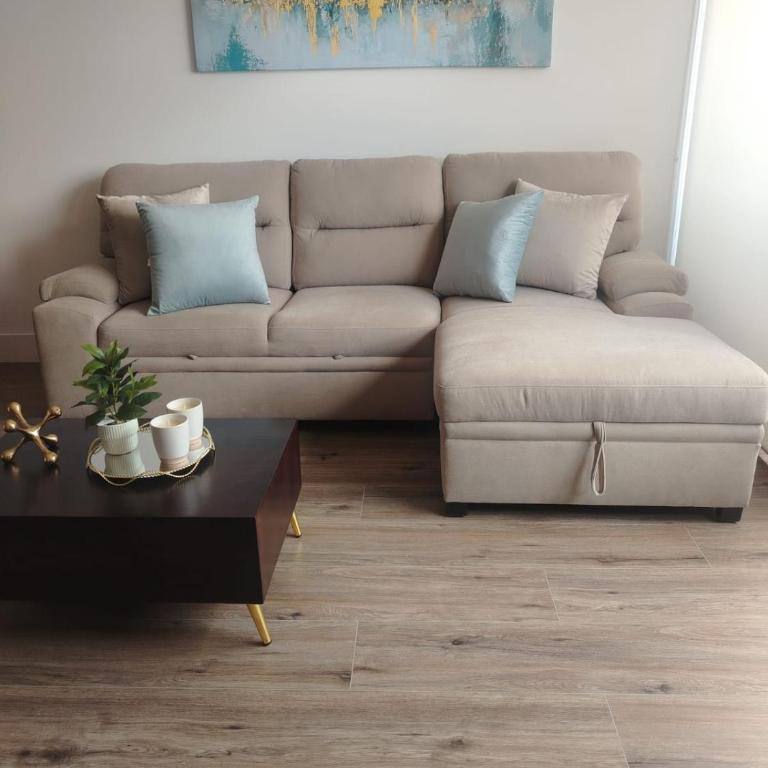 Sta Ana - Two-Bedroom Apartment - 3