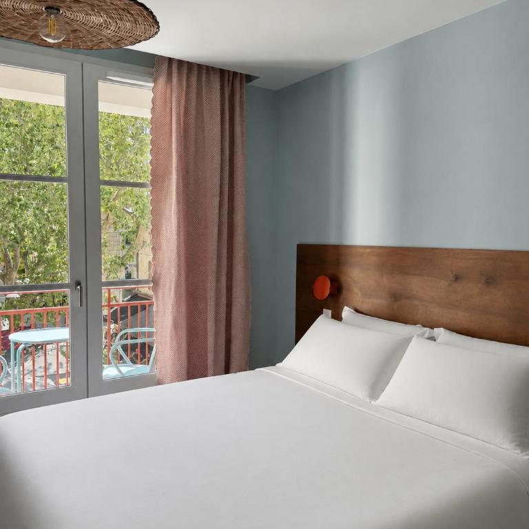 Hôtel Le Voltaire - Chambre Double Confort avec Balcon - 1